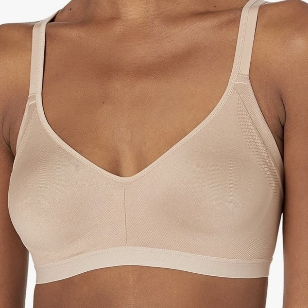 Warners Blissful Bra NWT (34B)